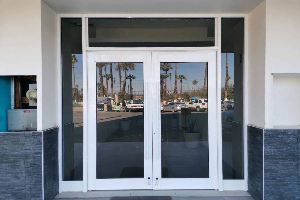 Capital O Hotel Plaza, Mexicali Zewnętrze zdjęcie