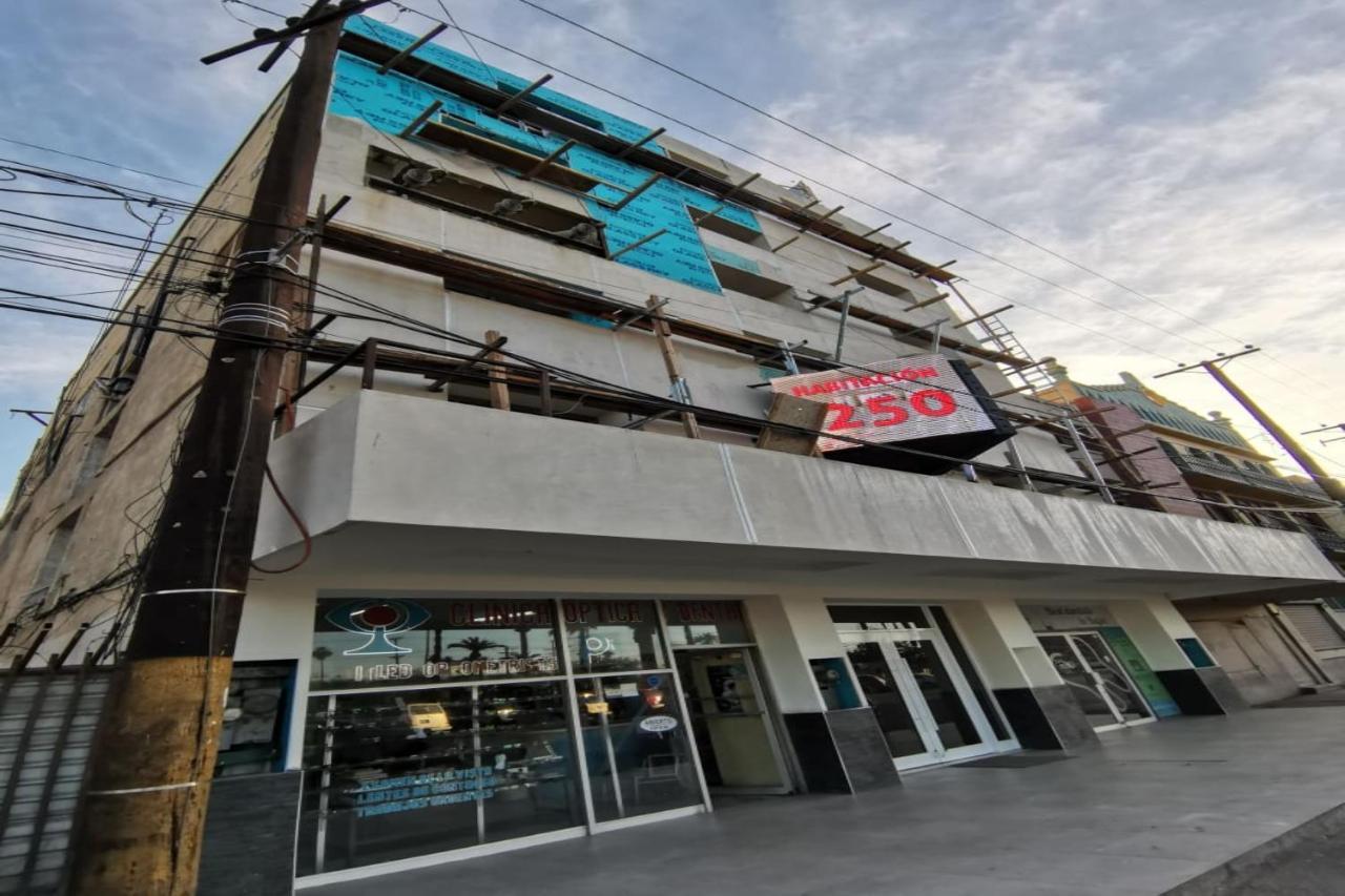 Capital O Hotel Plaza, Mexicali Zewnętrze zdjęcie