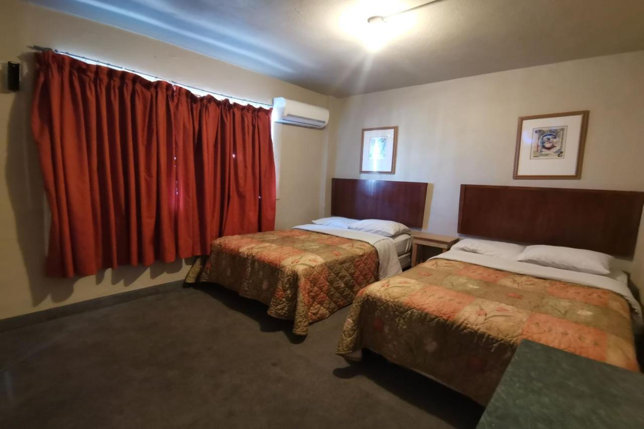 Capital O Hotel Plaza, Mexicali Zewnętrze zdjęcie